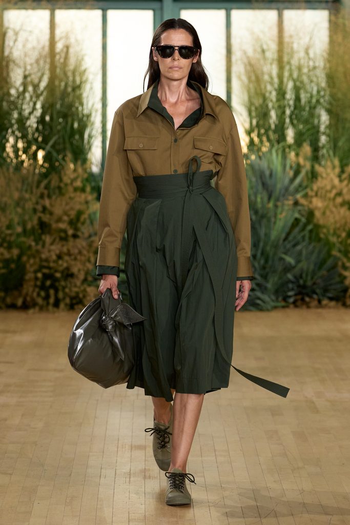 Proenza Schouler printemps-été 2027 : Rachel Scott dessine une garde-robe mobile 30 TWP S27 Look 005 2x3