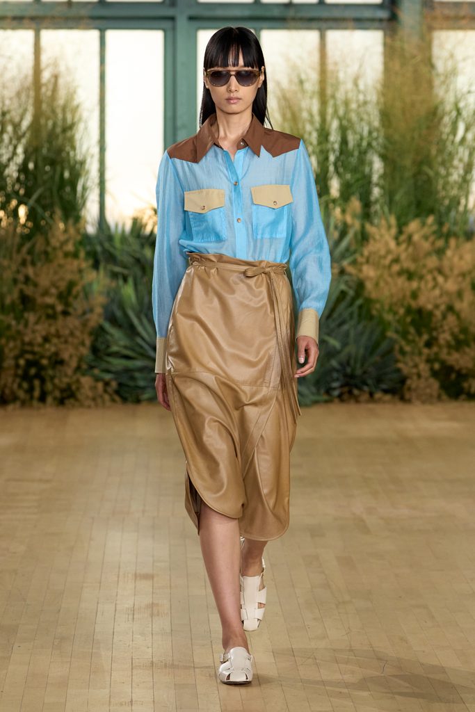 Proenza Schouler printemps-été 2027 : Rachel Scott dessine une garde-robe mobile 43 TWP S27 Look 018 2x3