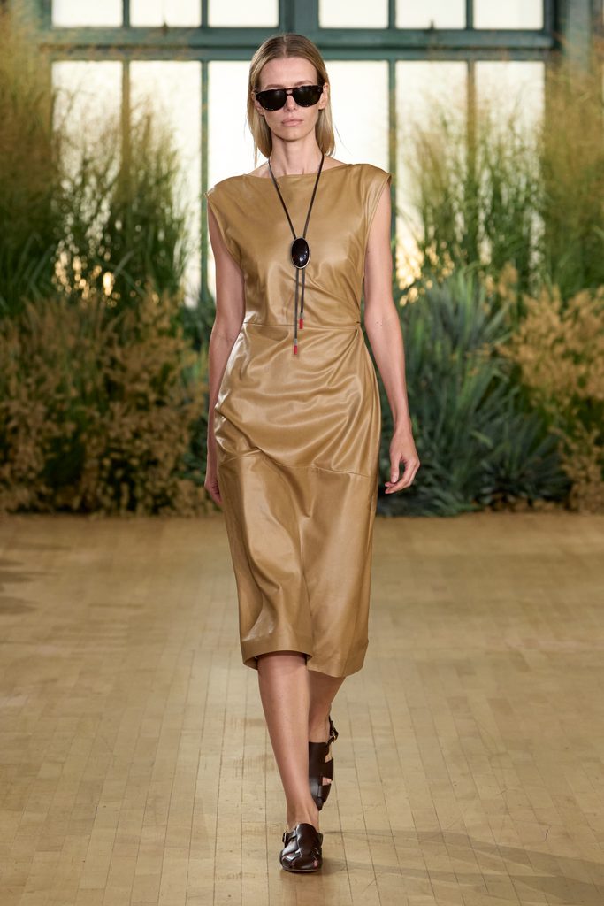 Proenza Schouler printemps-été 2027 : Rachel Scott dessine une garde-robe mobile 44 TWP S27 Look 019 2x3