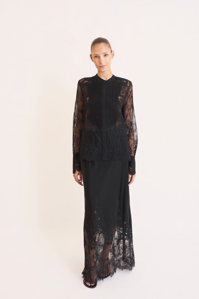 Ungaro : un jardin numérique pour une collection réelle 45 UNGARO SS27 21