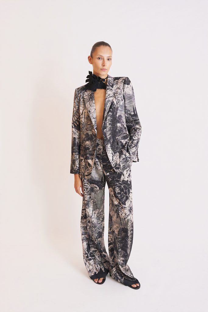 Ungaro : un jardin numérique pour une collection réelle 50 UNGARO SS27 26
