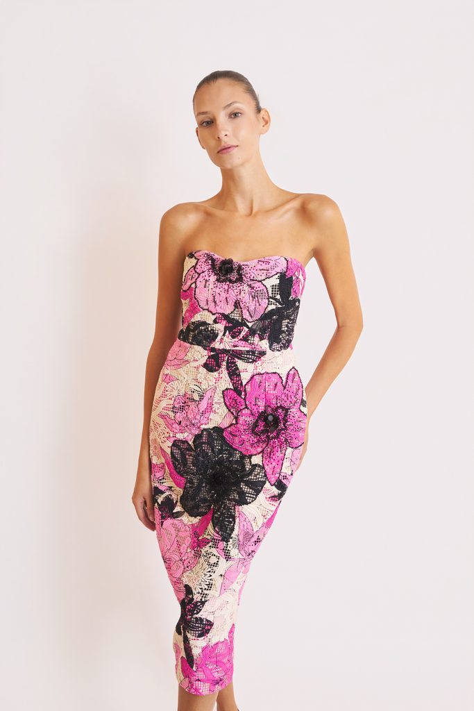 Ungaro : un jardin numérique pour une collection réelle 58 UNGARO SS27 34
