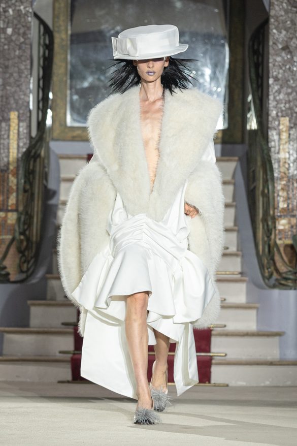 Vaquera ss27 runway press look001