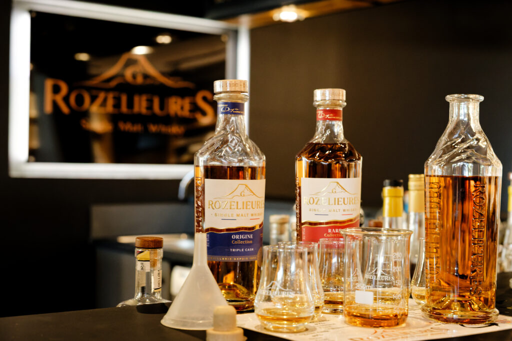 À Rozelieures, un whisky se distille aussi dans les sols volcaniques de Lorraine 47 atelier assemblage Vincent Damarin 28