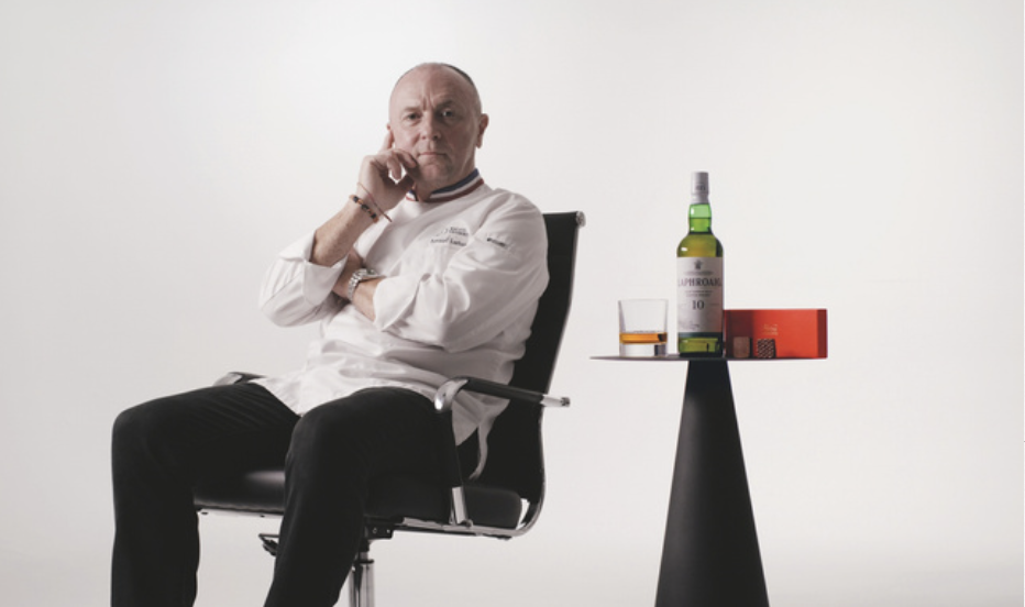 Laphroaig et Arnaud Larher : l’hiver par la tourbe et le chocolat 25 image001